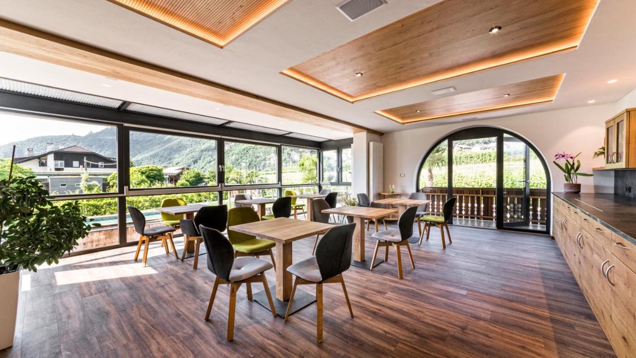 Hotel Garni Sonngart Andrian Exterior photo